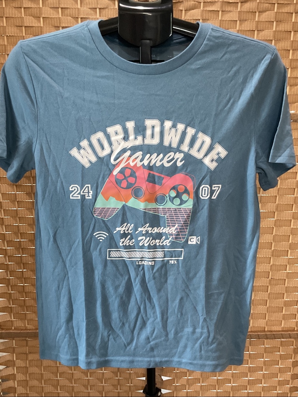 Sonoma Blue 'Worldwide Gamer' Graphic Tee with Multicolor Controller NWOT